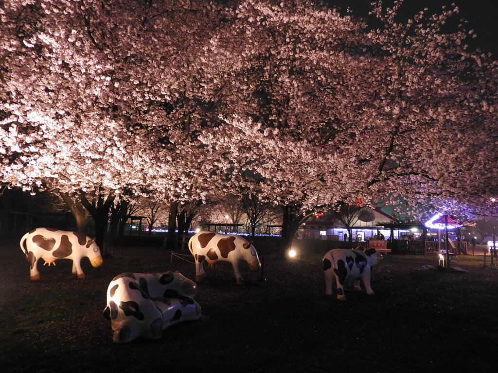 東武動物公園 夜間イベント『春のナイトZOO』