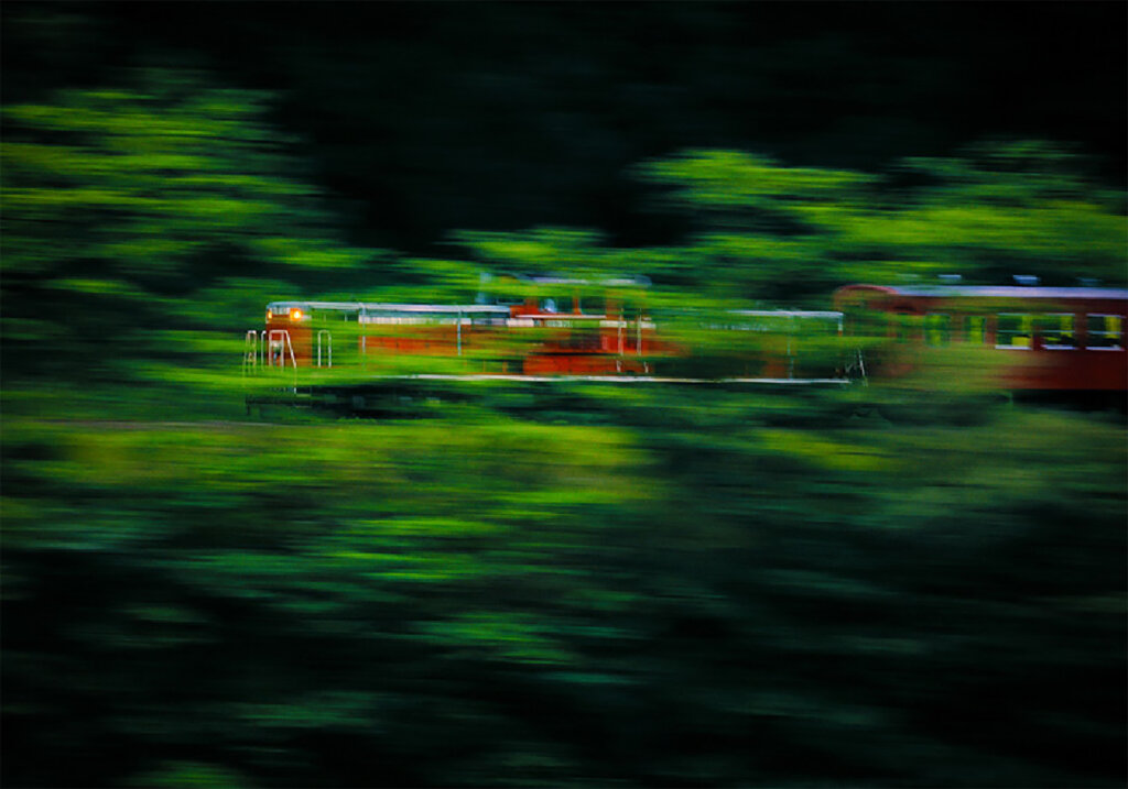 富士フイルムフォトサロン 星野俊光写真展「夜汽車の旋律」