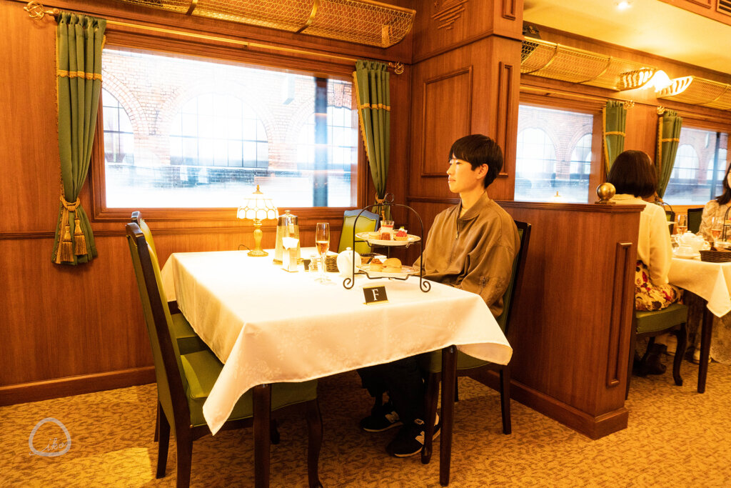 西武園ゆうえんち　豪華列車はミステリーを乗せて　没入型ドラマティック・レストラン