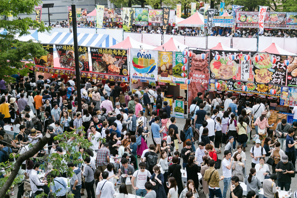 人でごったがえすイベント