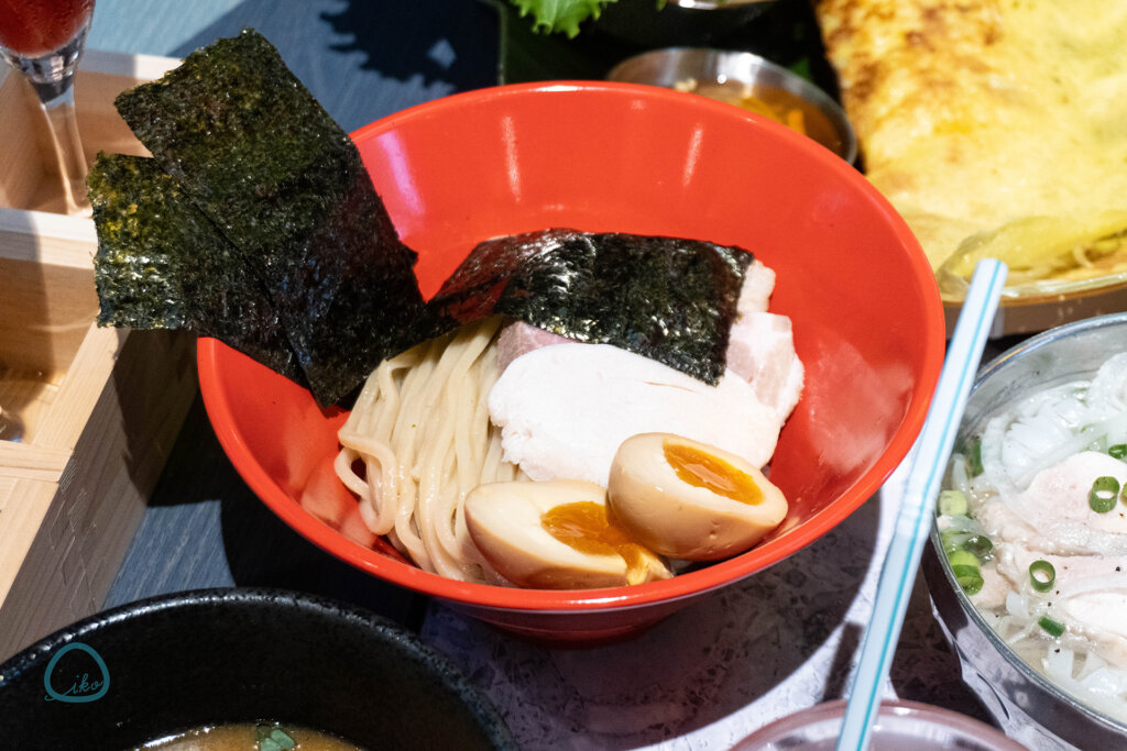 フードスタヂアムトーキョー　つけ麺