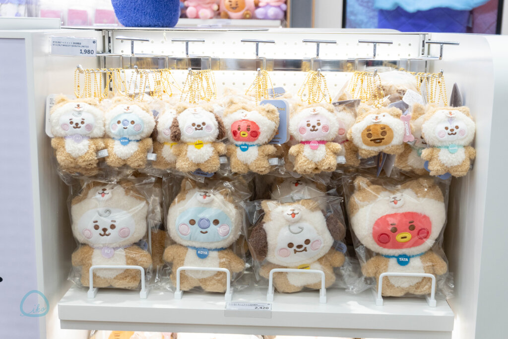 LINE FRIENDS SQUARE SHIBUYA　店内写真　グッズ