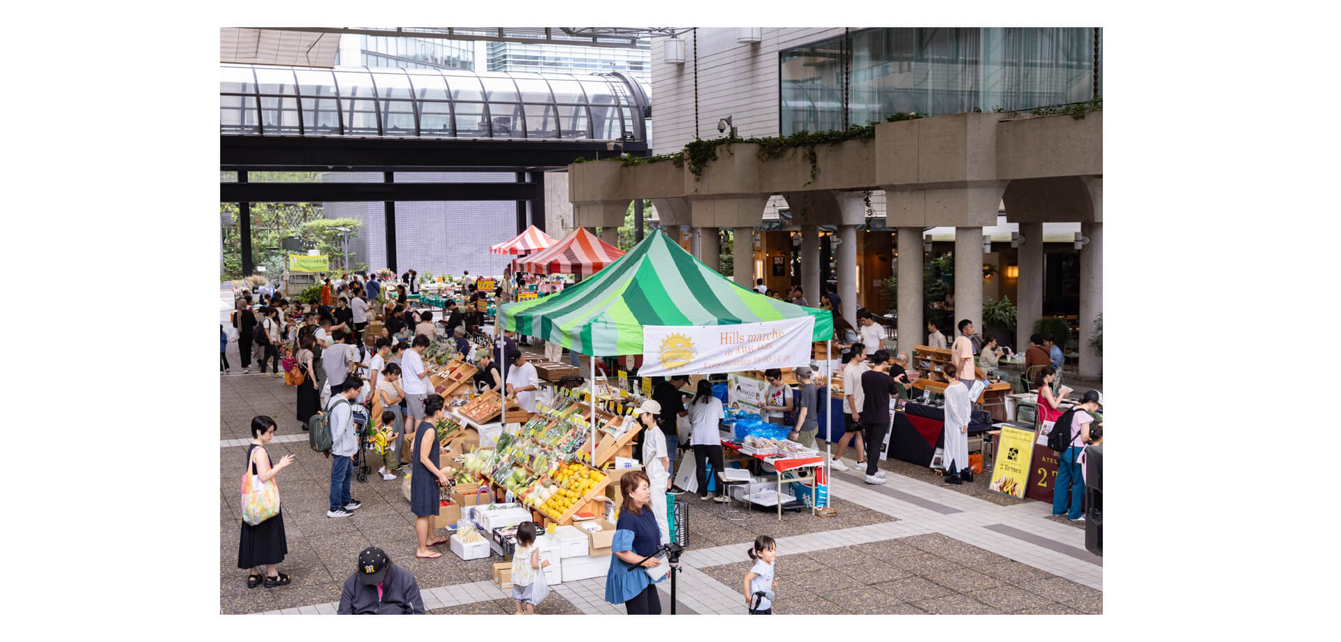 ヒルズマルシェ 「秋の大収穫祭」会場風景