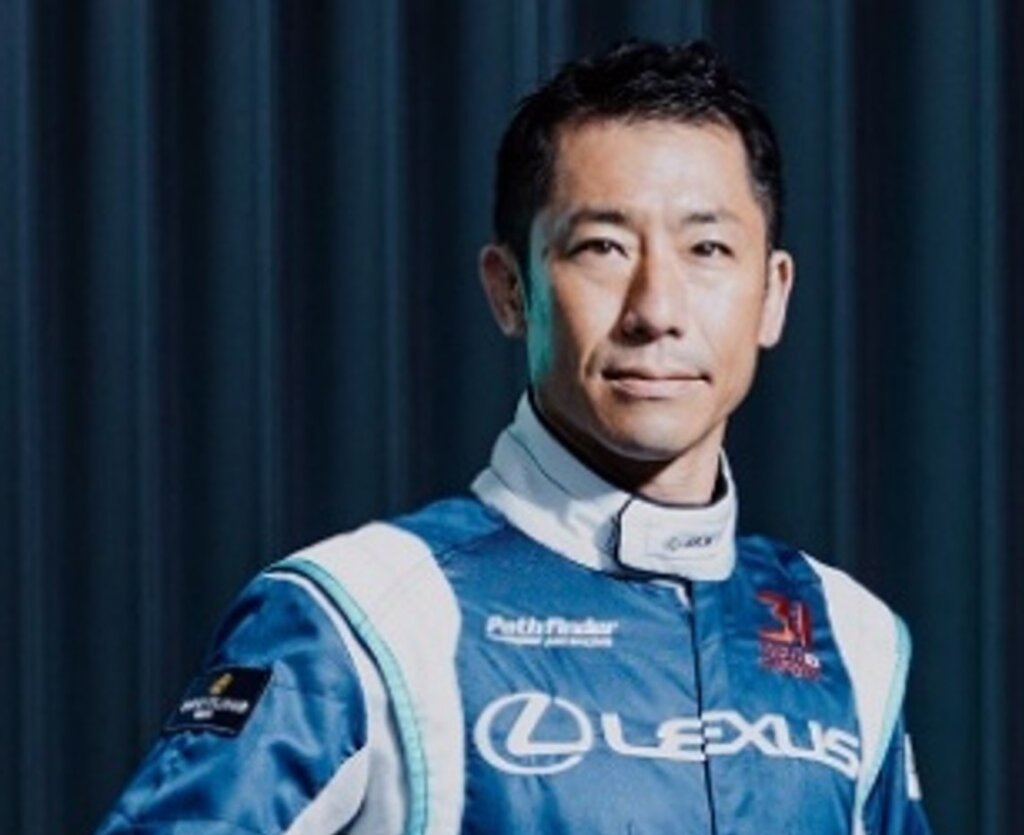 LEXUS PATHFINDER AIR RACING　パイロット 室屋選手