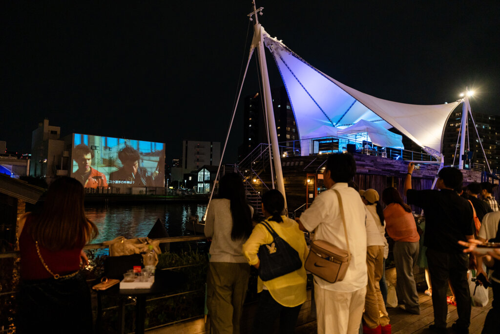 天王洲キャナルフェス2025春夏　野外シアターの様子