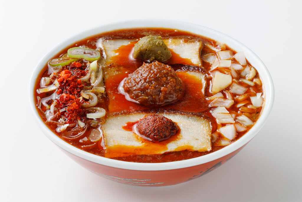 津軽煮干し ひらこ屋 唐辛子が効いた辛煮干しラーメン