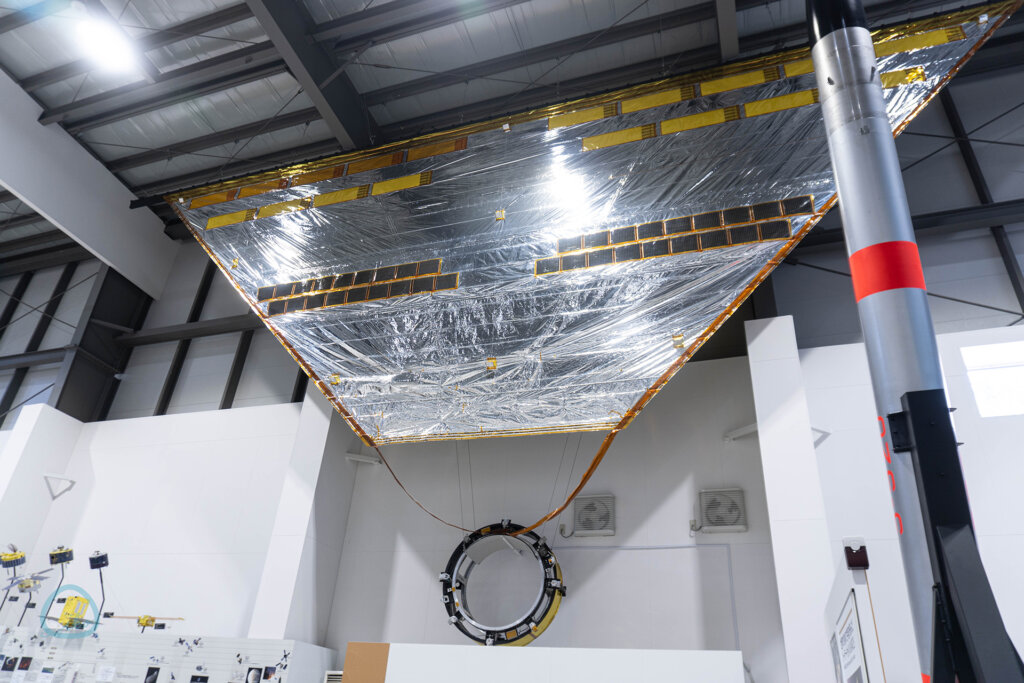 JAXA宇宙科学研究所 宇宙科学探査交流棟 展示中の大型パラシュートの一部