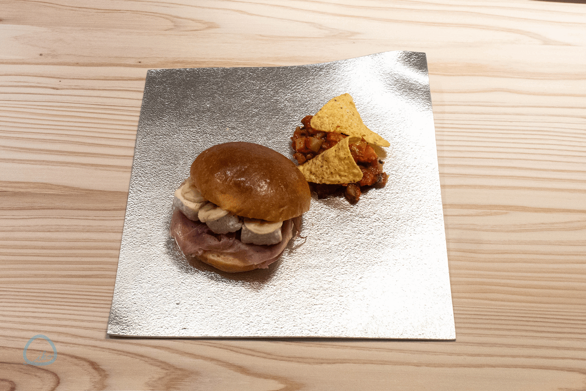 Tsu-tsu-mu 展 世界をやさしく繋ぐデザインの作法 松屋銀座　バーガー