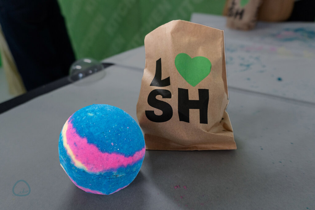 LUSH 体験ワークショップ バスボム