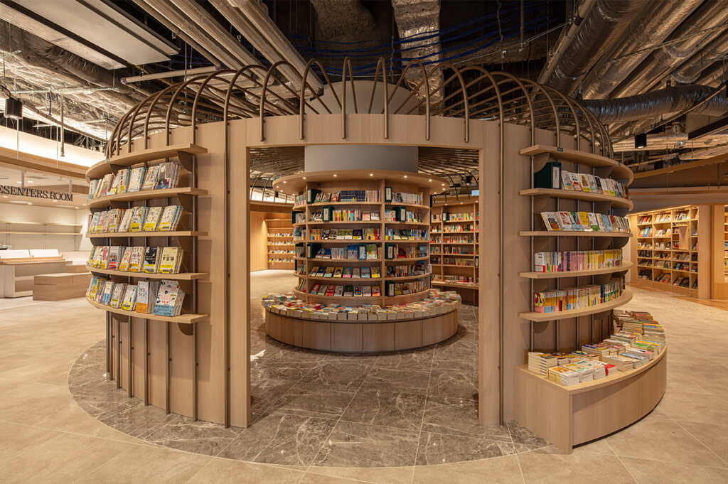 BUNKITSU TOKYO（ブンキツ トーキョー） 文喫東京　ニュウマン高輪　店内の様子