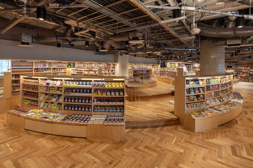 BUNKITSU TOKYO（ブンキツ トーキョー） 文喫東京　ニュウマン高輪　店内の様子