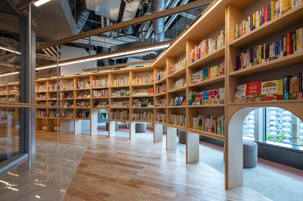 BUNKITSU TOKYO（ブンキツ トーキョー） 文喫東京　ニュウマン高輪　店内の様子