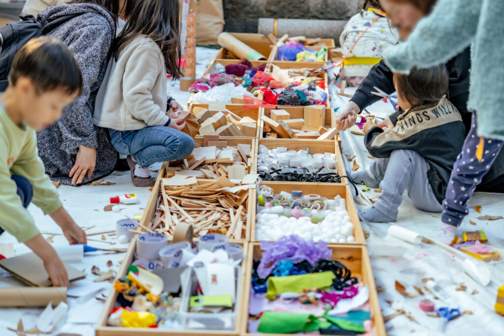 FUCHU ART PARADE 物販風景