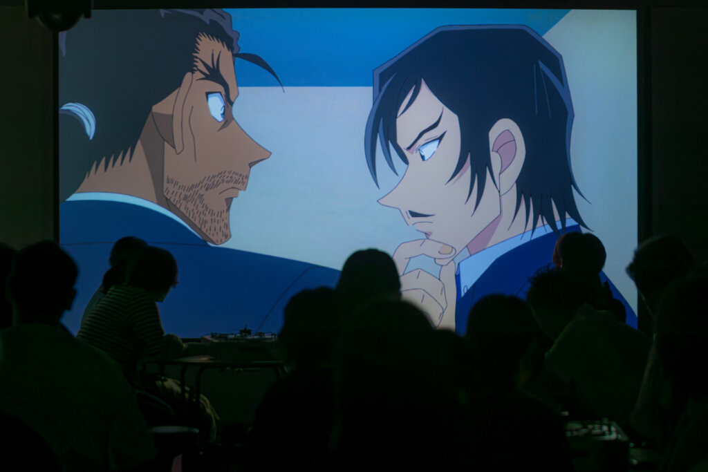 リアル脱出ゲーム×名探偵コナン『残像の交信(シグナル)からの脱出』 体験の様子