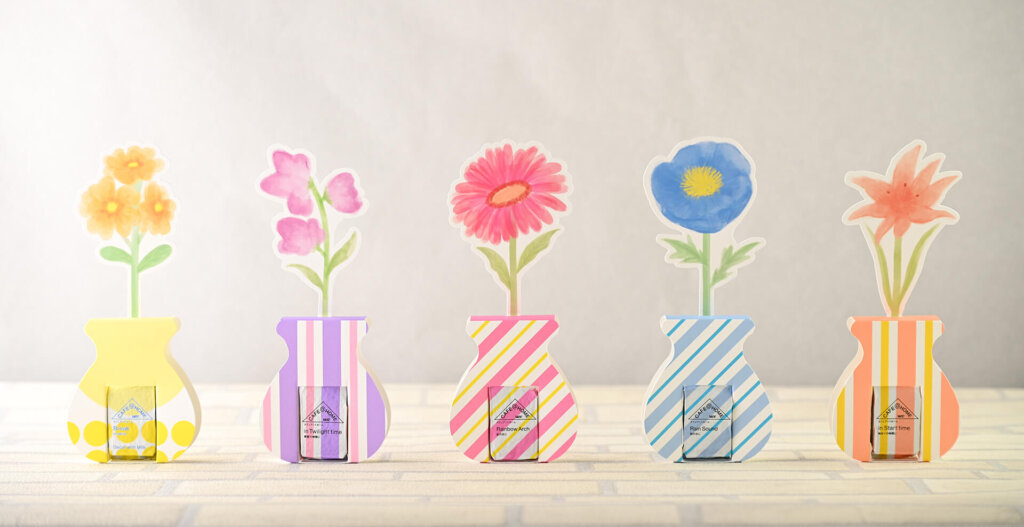 紙に印刷された色々な種類の花