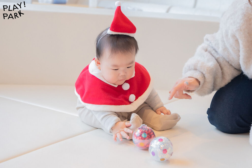 PLAY! PARK 「クリスマスパーティー」 サンタになる赤ちゃん