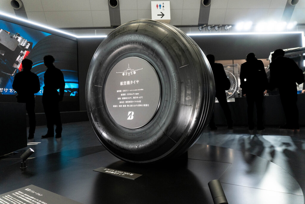 ジャパンモビリティショー2025　ブリヂストン　航空機タイヤ