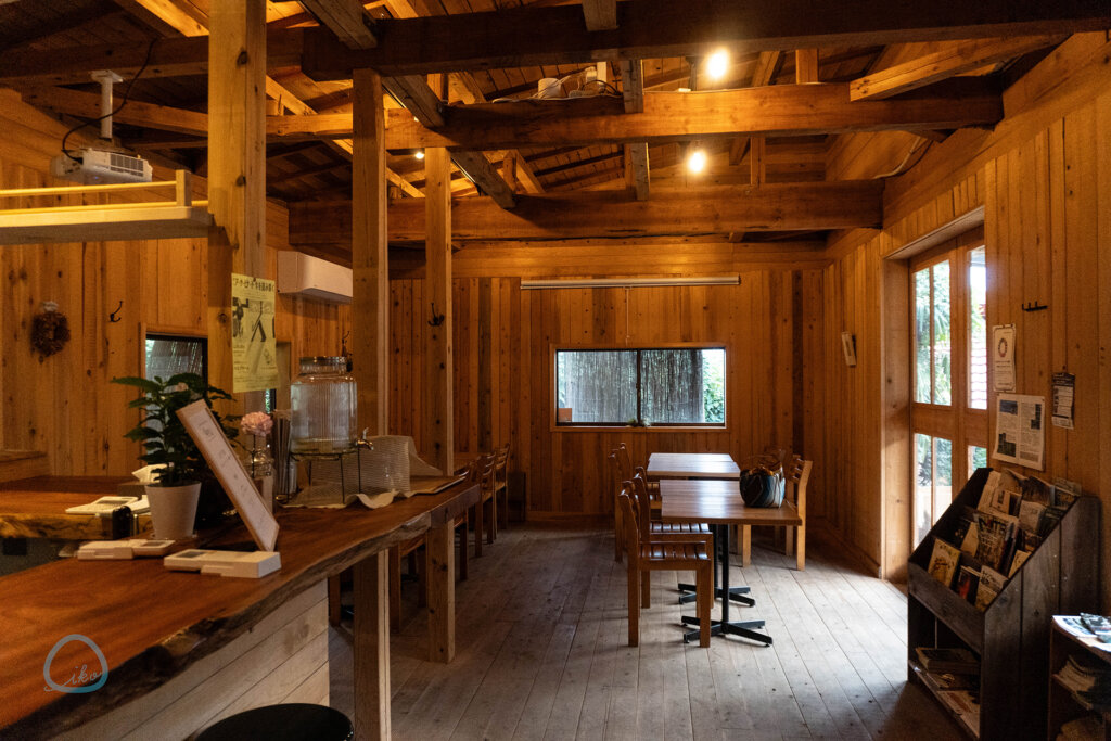 相模原　つちざわの森　カフェ内装