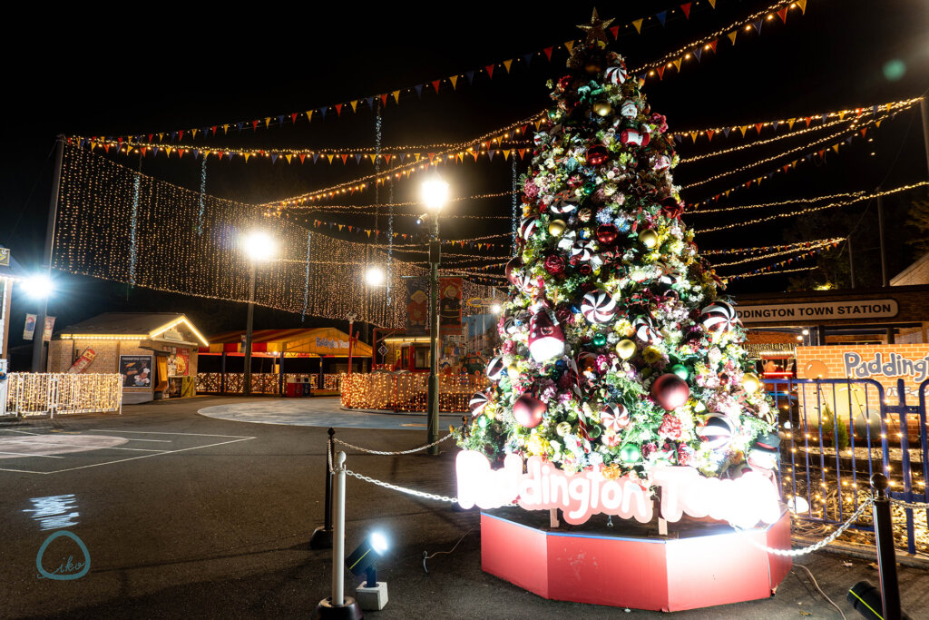 さがみ湖イルミリオン　たまごっち　会場風景　クリスマスツリー