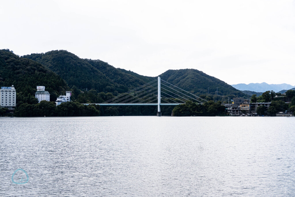 相模湖　遊覧船からの眺め