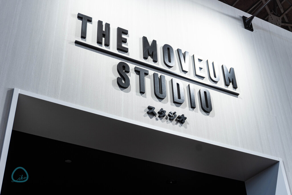 THE MOVEUM YOKOHAMA 会場風景　入り口