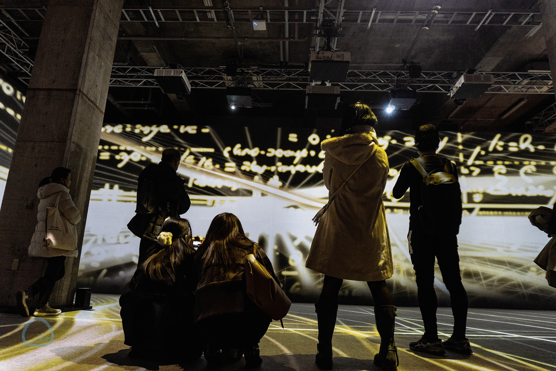 NAKED meets ガウディ展　会場風景