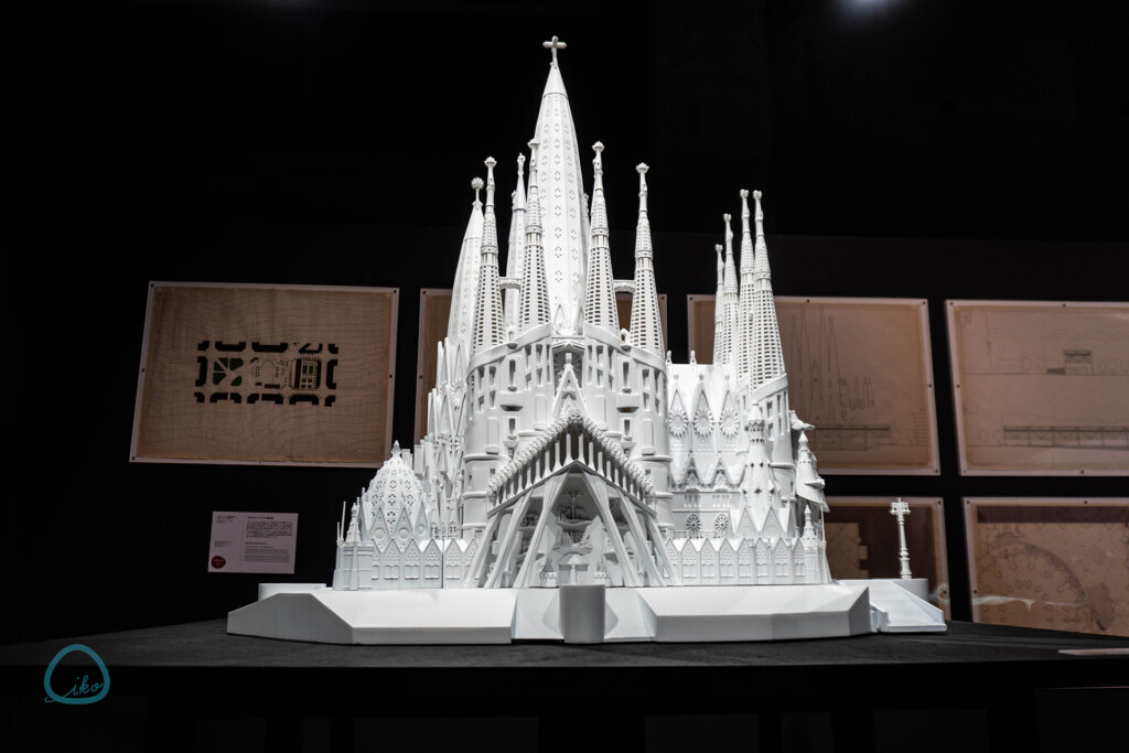 NAKED meets ガウディ展　サグラダファミリア