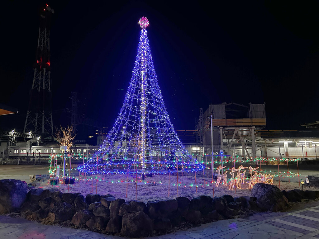 東武動物公園　ウインターイルミネーション　会場風景　駅前の装飾