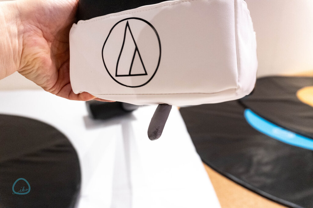 レコードの針のぬいぐるみ