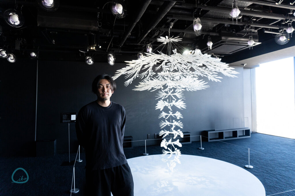 渋谷スカイ美術展　空にふれる　小松宏誠