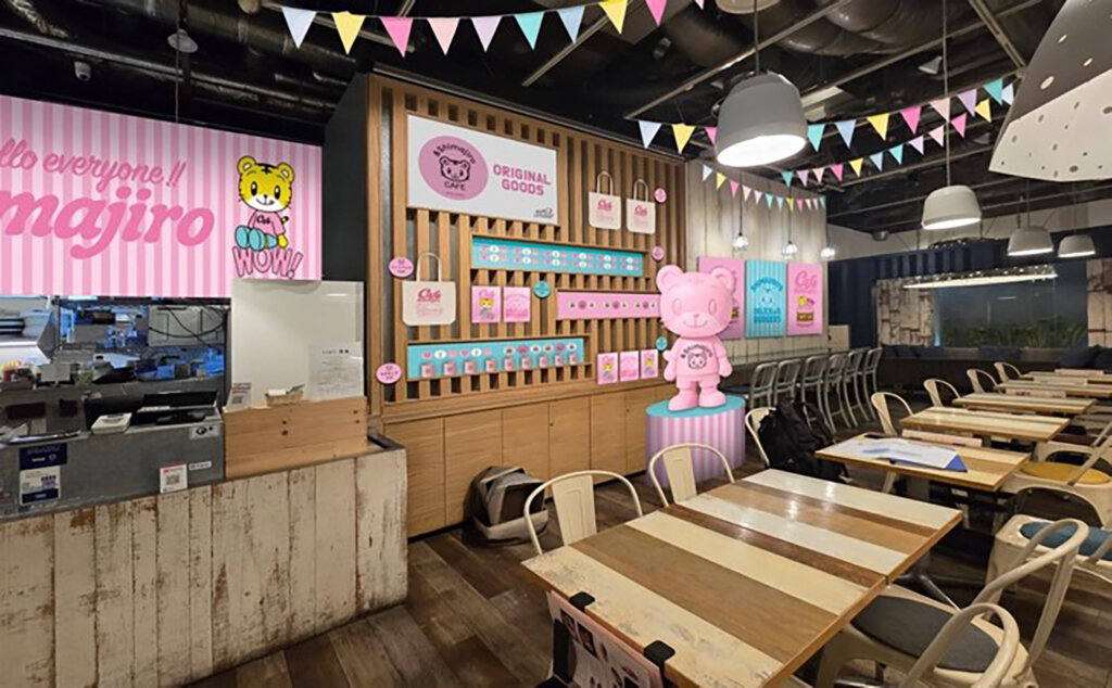 Cafe ＆ Shimajiro　店内写真