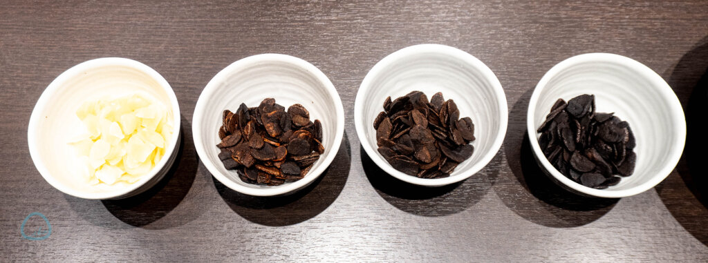 好来ラーメン　ラードで焦がしたニンニク