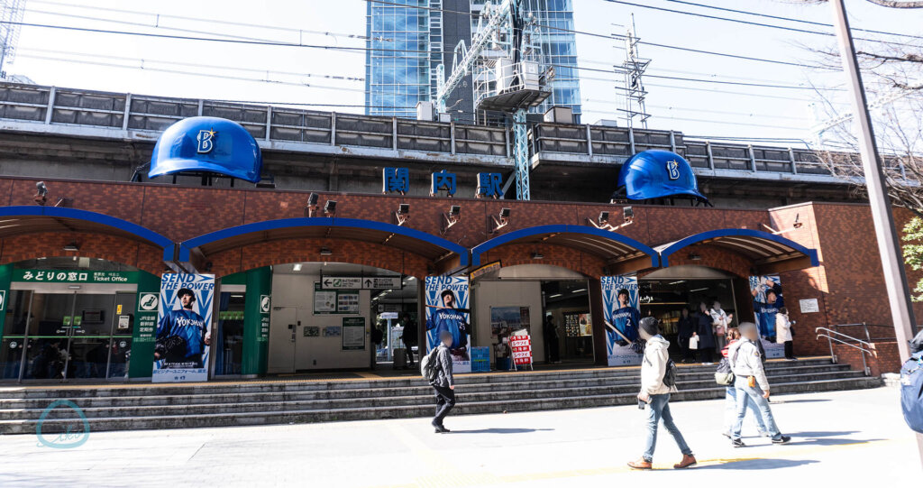 ベースゲート横浜前の関内駅
