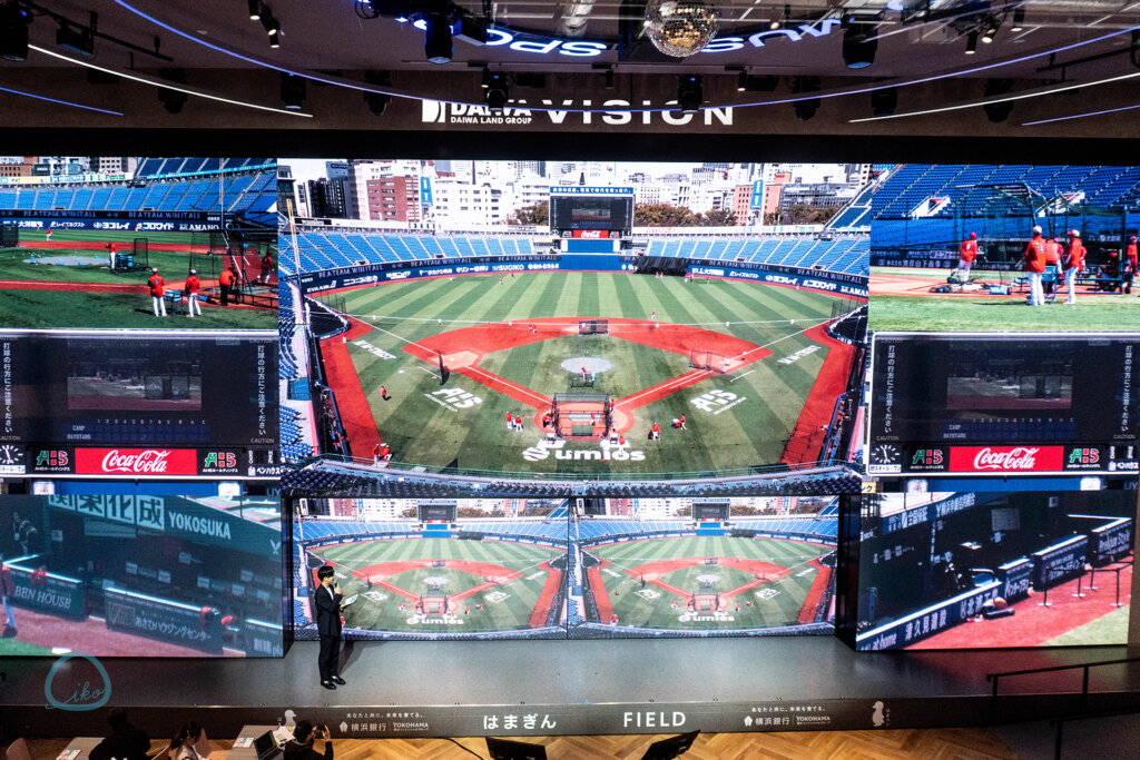 ベースゲート横浜　THE LIVE　大型モニター