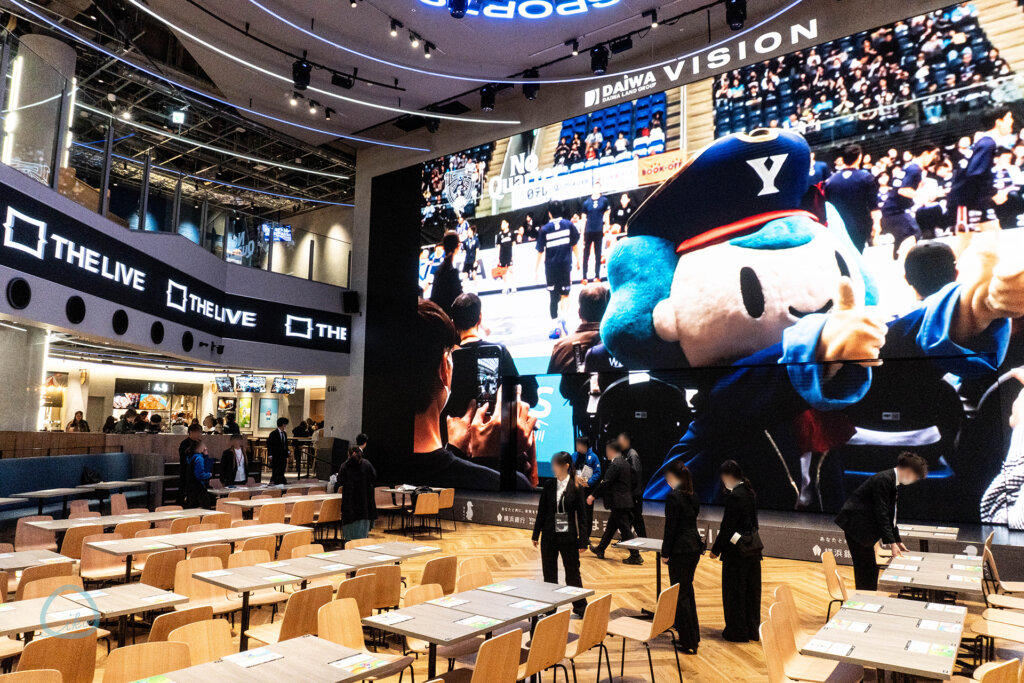 ベースゲート横浜　THE LIVE　大型モニター