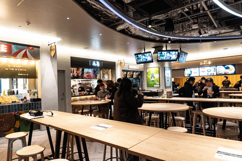 ベースゲート横浜　THE LIVE　フードコート