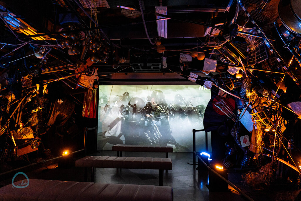 サムライの見た夢　幻の豊臣大阪城　VR体験の様子