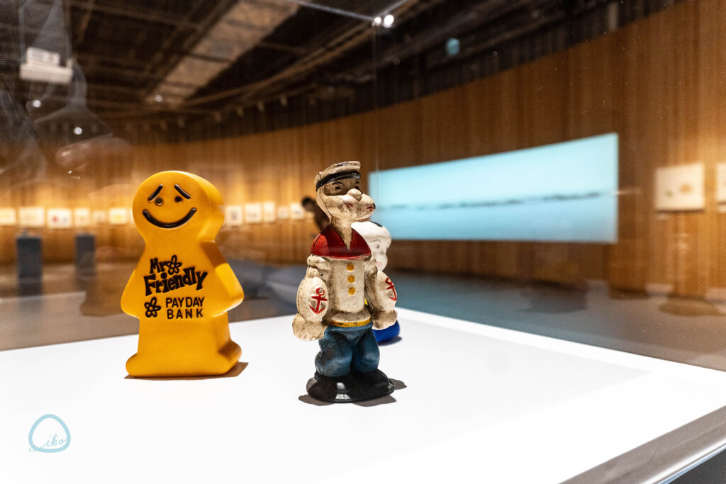 イラストレーター 安西水丸展 展示風景 お気に入りの雑貨 ポパイ