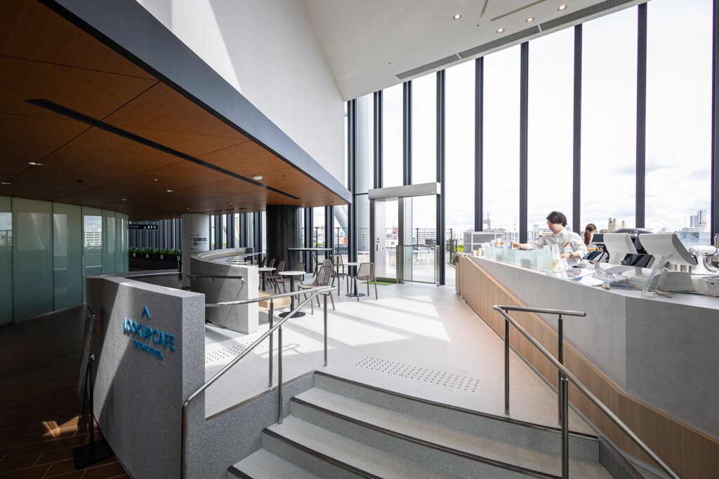 LOOK UP CAFE TOKYO SKYTREE　店内