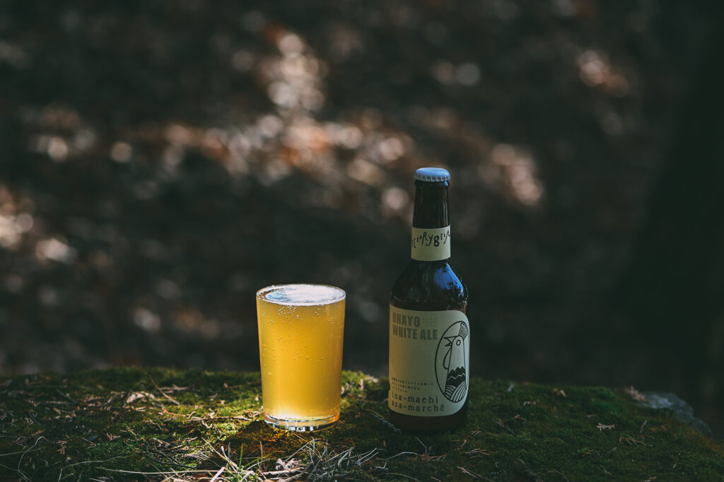 グラスに注がれたクラフトビール