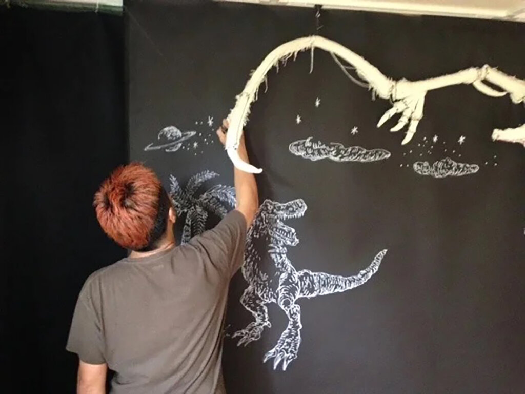 ライブアートで絵を描いている様子
