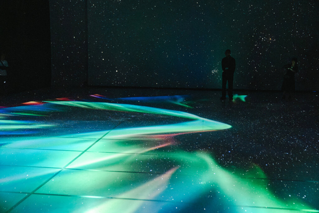 赤レンガ・アートプラネタリウム®「星空を旅する」会場風景