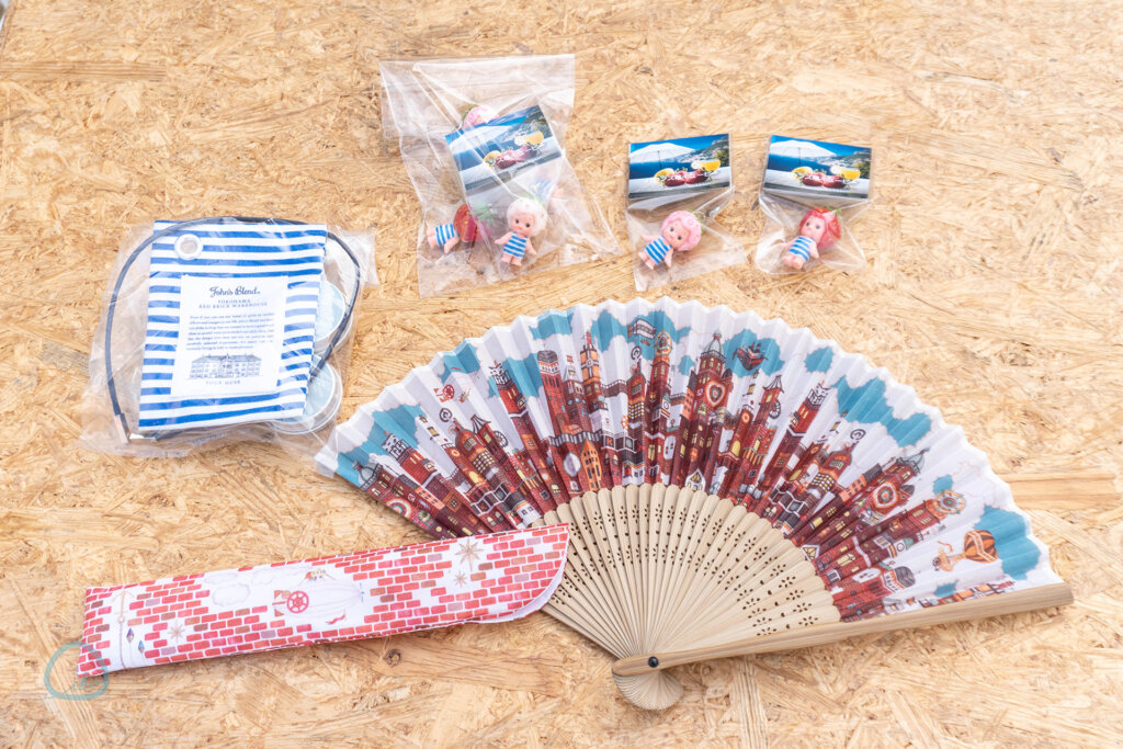 Red Brick Sunset 限定グッズ 扇子 キューピーちゃん