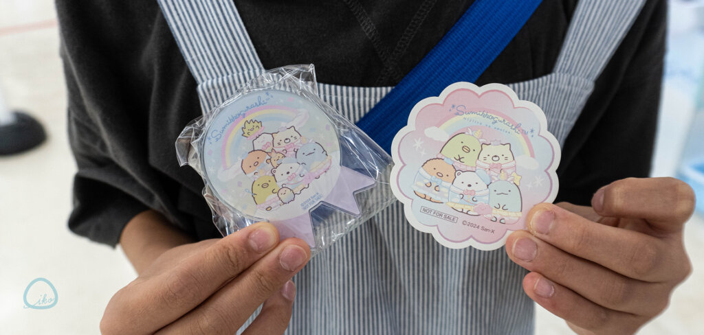 すみっコぐらし わくわくパーク ノベルティバッジとシール
