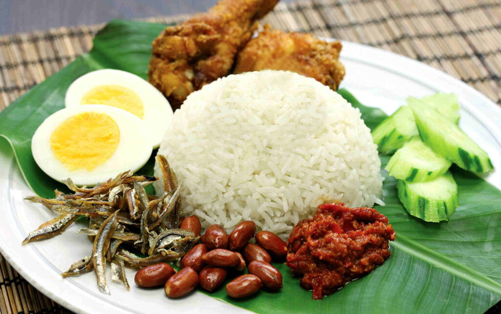 マレーシアのグルメ　ナシレマ