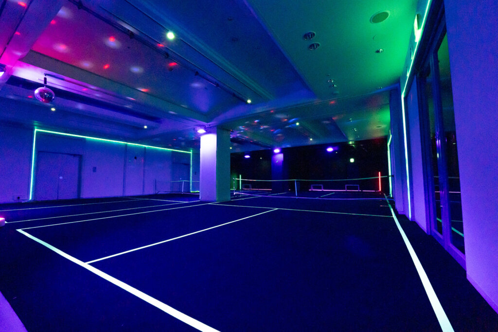 NEON PICKLEBALL CLUB（ネオンピックルボールクラブ）
