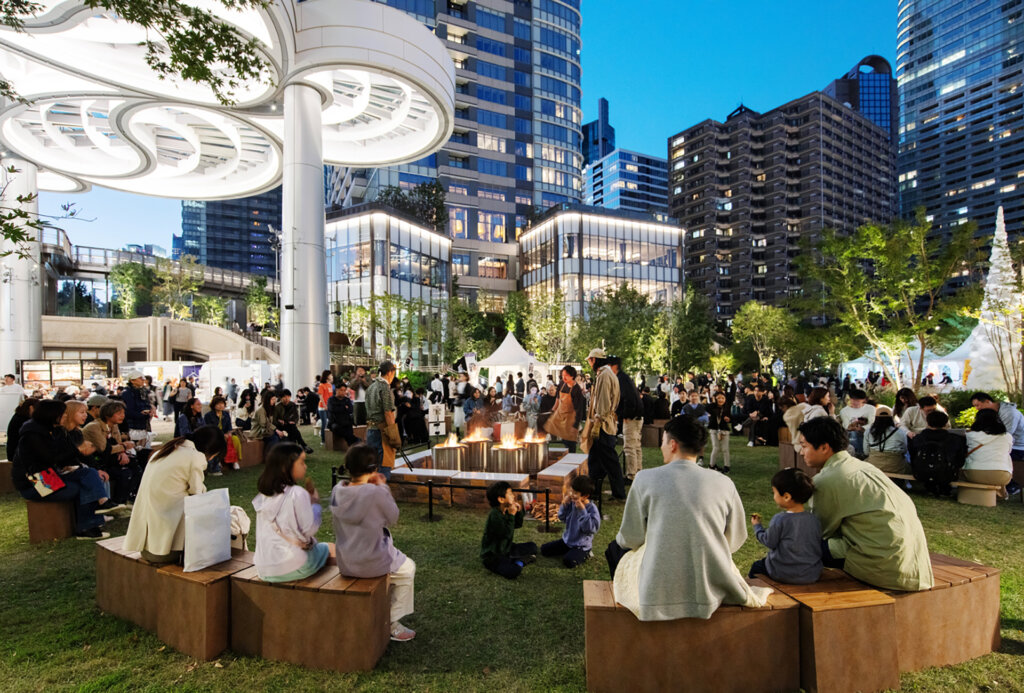 麻布台ヒルズ「やきいも広場」会場風景