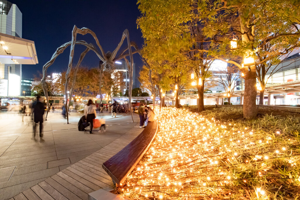 ROPPONGI HILLS CHRISTMAS 2026 アンバーのイルミ