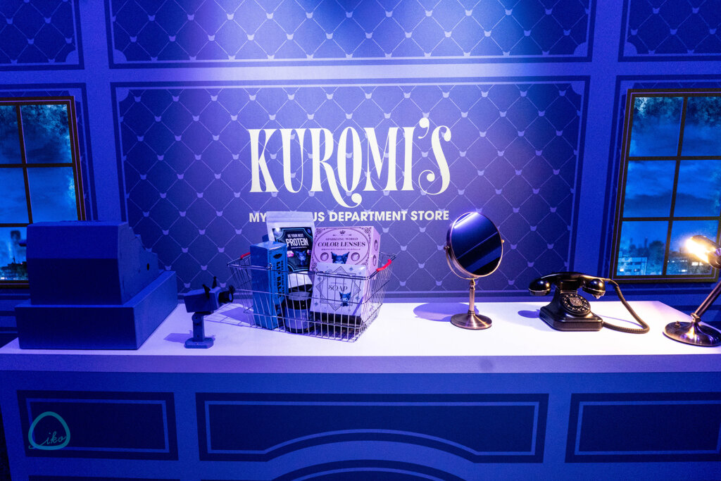 KUROMI'S MYSTERIOUS DEPARTMENT STORE　コスメショップ　カウンター